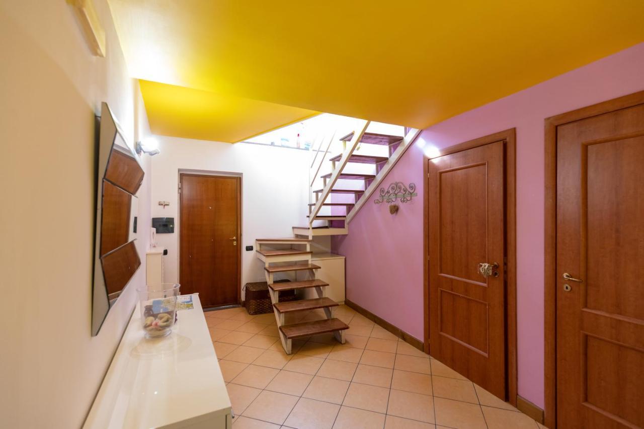 Colored House Until 7 People Above Sqplebiscito Naples Luaran gambar