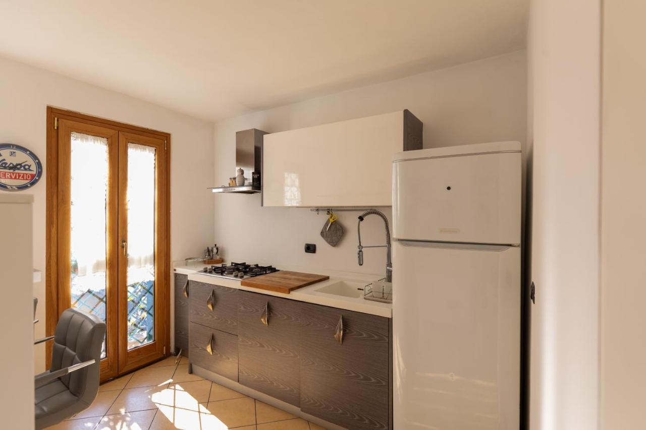 Colored House Until 7 People Above Sqplebiscito Naples Luaran gambar