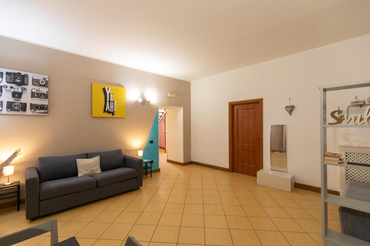 Colored House Until 7 People Above Sqplebiscito Naples Luaran gambar